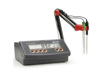 pH-метр HANNA HI 2210-02