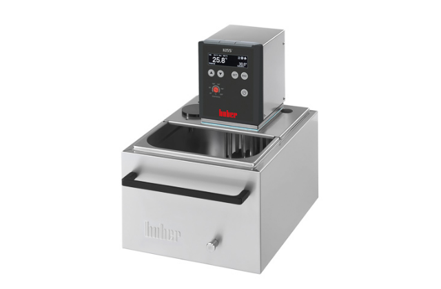 Термостат с открытой ванной HUBER KISS 215B 