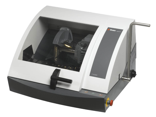 Отрезной станок STRUERS LABOTOM-5